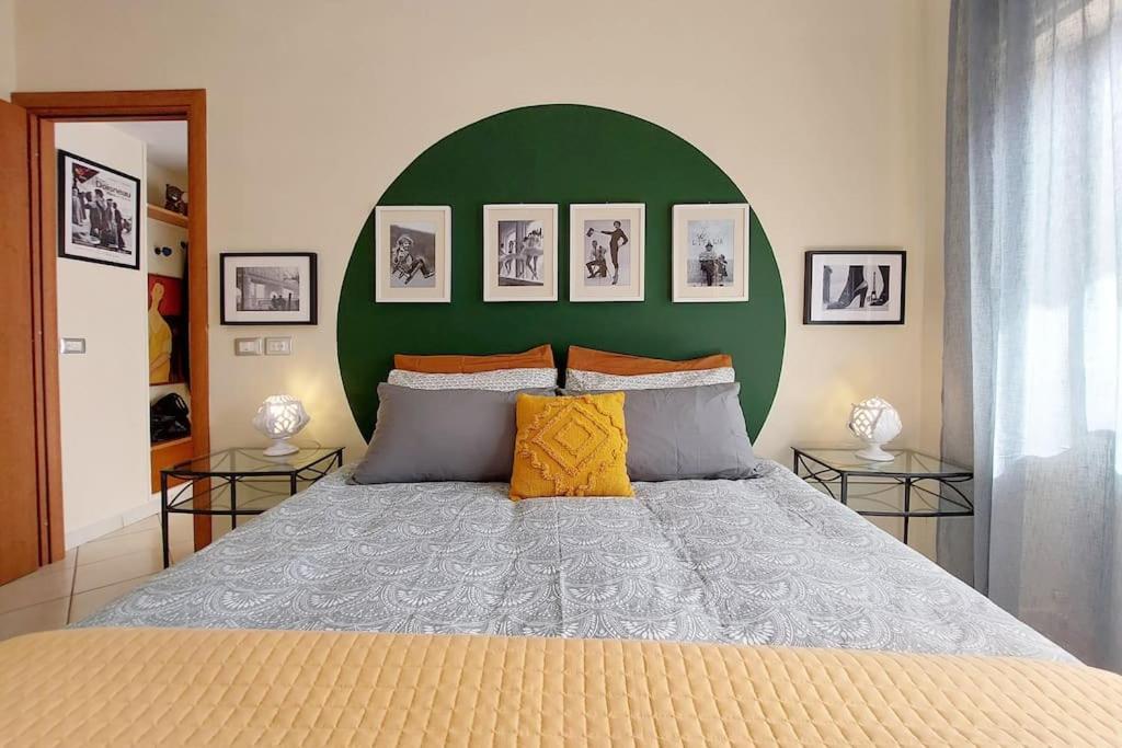 Relax Rome With 2 Balconies - 2 Bedroom Flat, 3Rd Floor With Lift, High Comfort, Quite, A Walk From Urban Train Station Gemelli And Metro A Stops Battistini & Cornelia Connecting To Center In 20 Minutes, 2 Steps From Bus Stop, Cycle Path, Groceries Ngoại thất bức ảnh