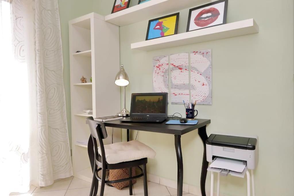 Relax Rome With 2 Balconies - 2 Bedroom Flat, 3Rd Floor With Lift, High Comfort, Quite, A Walk From Urban Train Station Gemelli And Metro A Stops Battistini & Cornelia Connecting To Center In 20 Minutes, 2 Steps From Bus Stop, Cycle Path, Groceries Ngoại thất bức ảnh